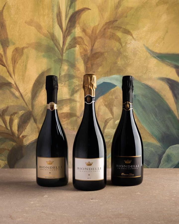 Villa Biondelli Wine & Suites Cazzago San Martino ภายนอก รูปภาพ